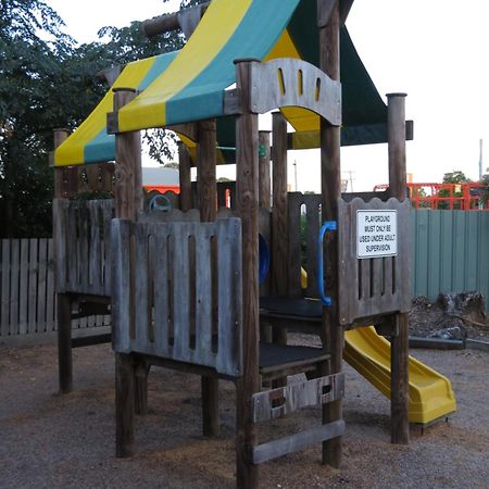 Bundaberg East Cabin And Tourist Park Exterior foto